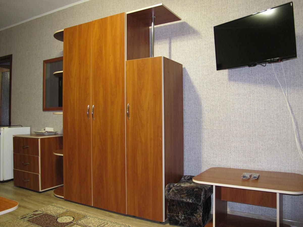 Отель Отель Vostochniy 284 Бердянск-45