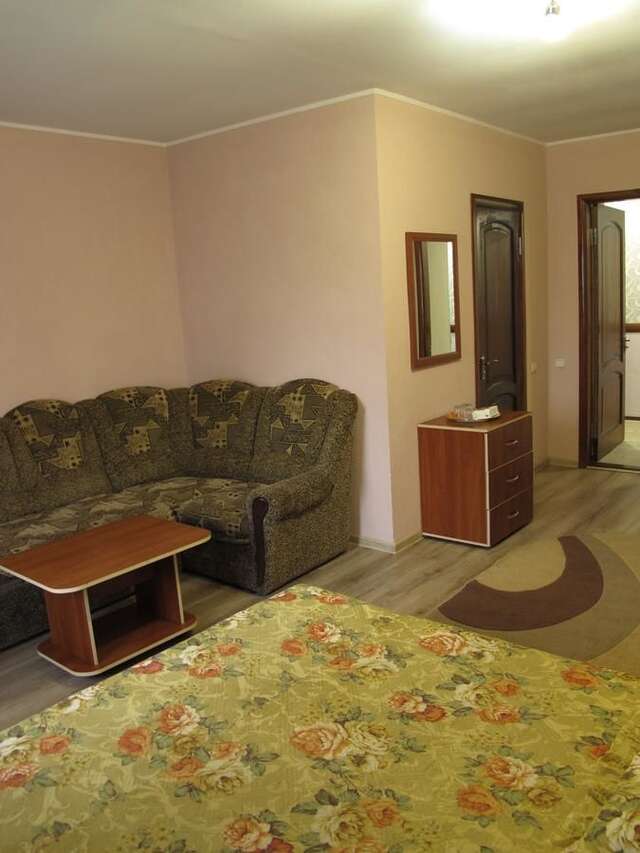 Отель Отель Vostochniy 284 Бердянск-12