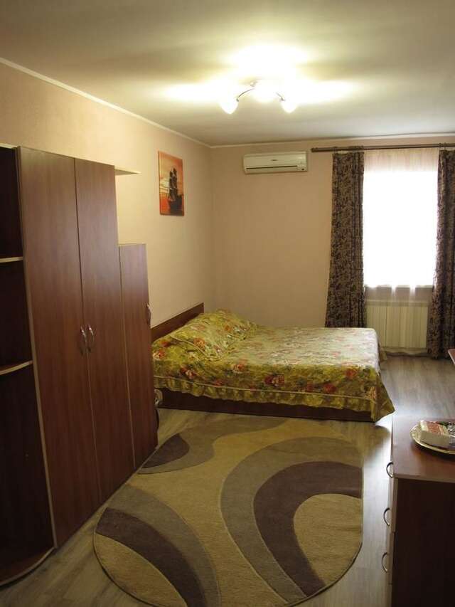 Отель Отель Vostochniy 284 Бердянск-14
