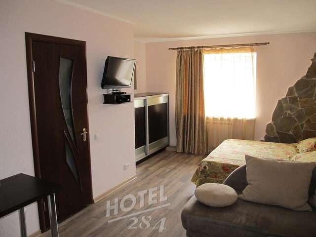 Отель Отель Vostochniy 284 Бердянск-4