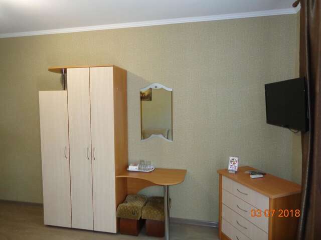 Отель Отель Vostochniy 284 Бердянск-27